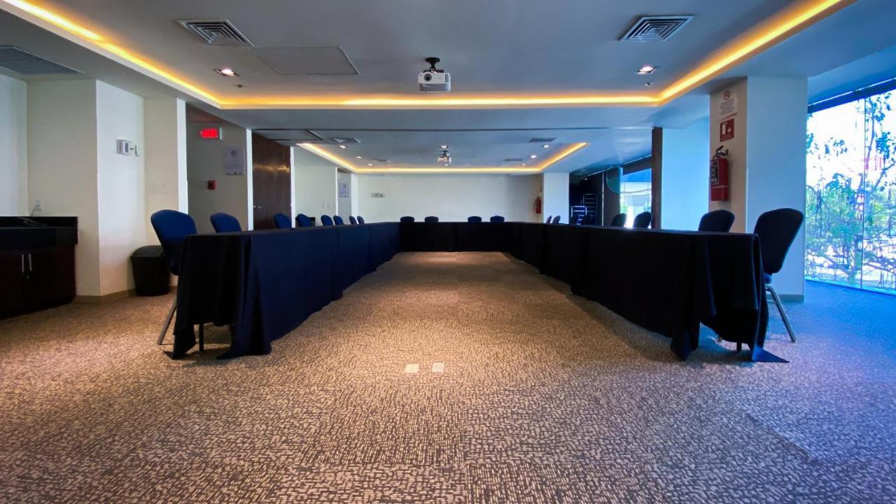 Holiday Inn Express Culiacan By Ihg Buitenkant foto
